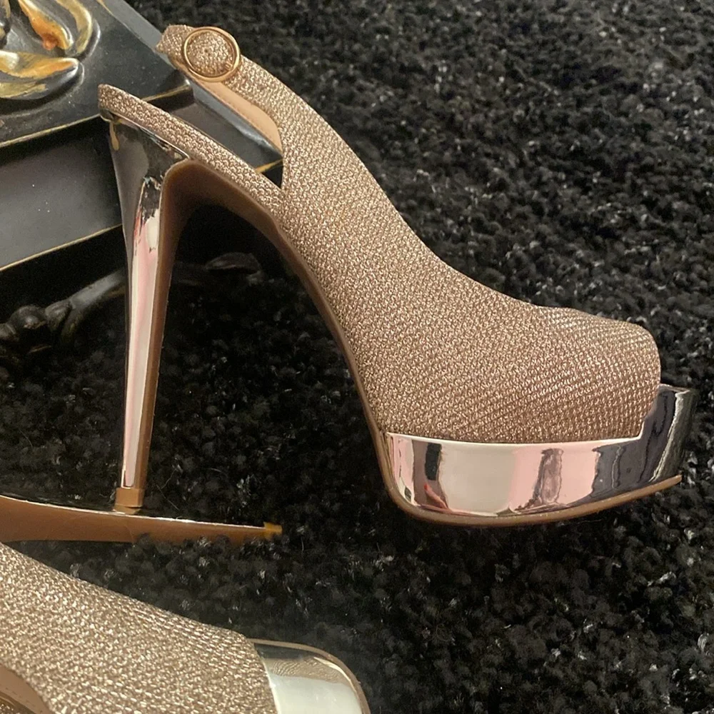 Jessica Simpson Sparkly Heels Sz 8 - Picture 8 of 8